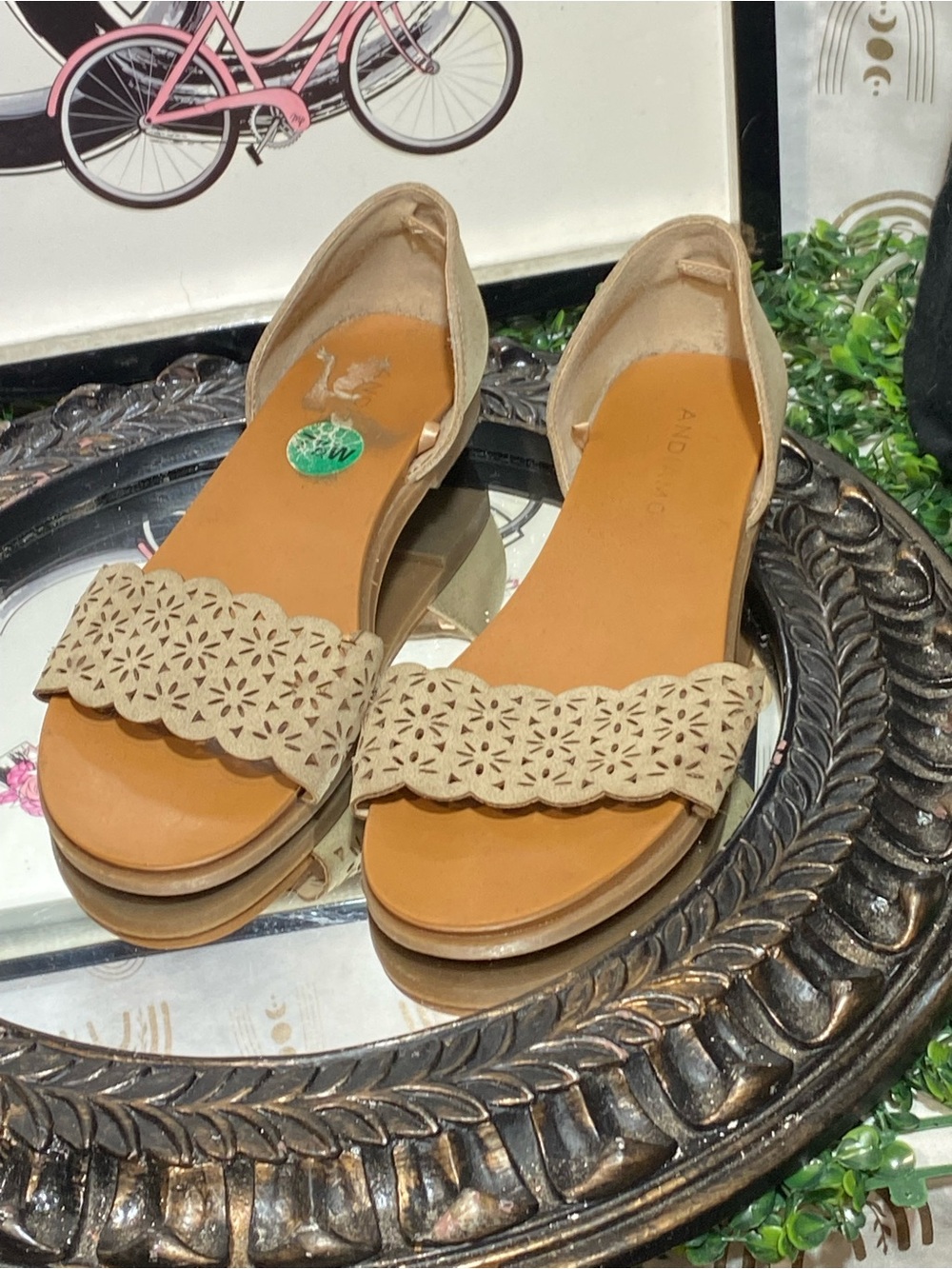 Sandals in Beige